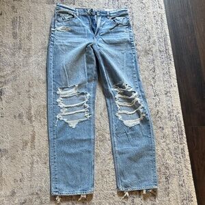 American Eagle Light Blue Distressed Women's Jeans